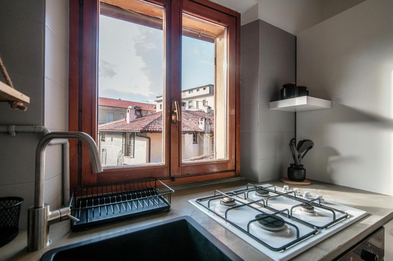 Apartment Piazza Roma By Quokka 360 - Historic Flat In The Centre Of Como Ngoại thất bức ảnh