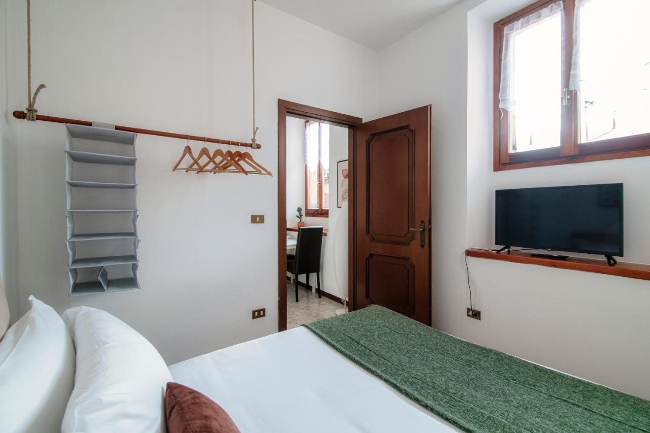 Apartment Piazza Roma By Quokka 360 - Historic Flat In The Centre Of Como Ngoại thất bức ảnh
